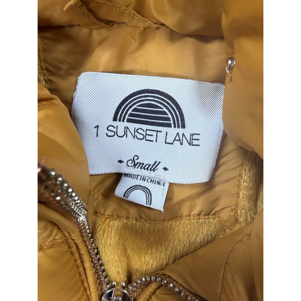 Sunset Lane Womens Small Hooded Puffer Jacket Tan Quilted Stained Coat S - Picture 2 of 8